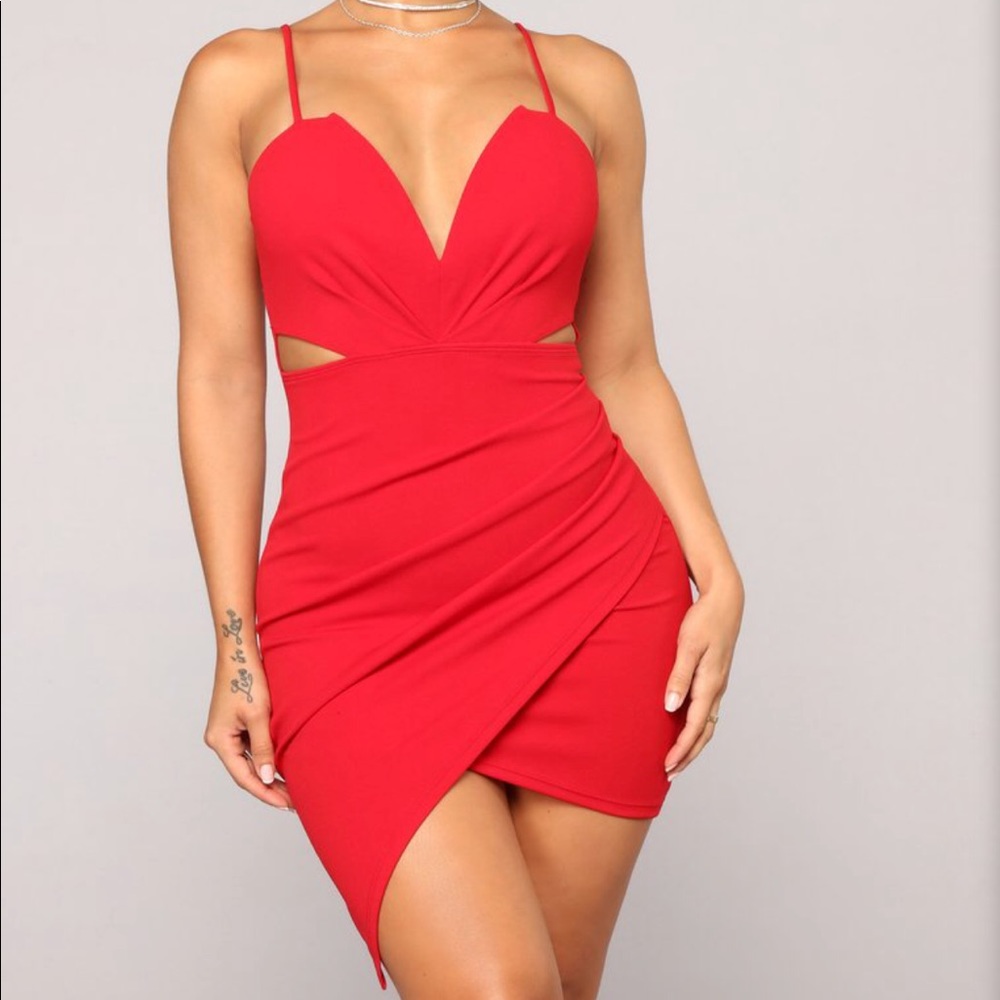 Fashionnova Red Dress (M)